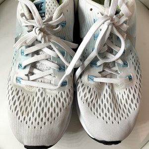 Nike Women’s Air Zoom Pegasus. Size 7.5